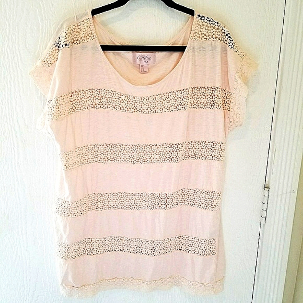 The Garden collection by H&M oversized top